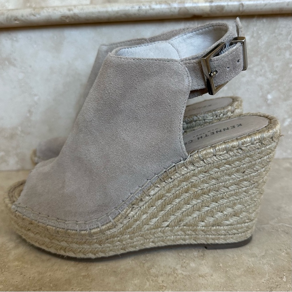 KENNETH COLE Olivia Peep Toe Wedge Espadrilles - Size 7 - Soft Oyster Tone